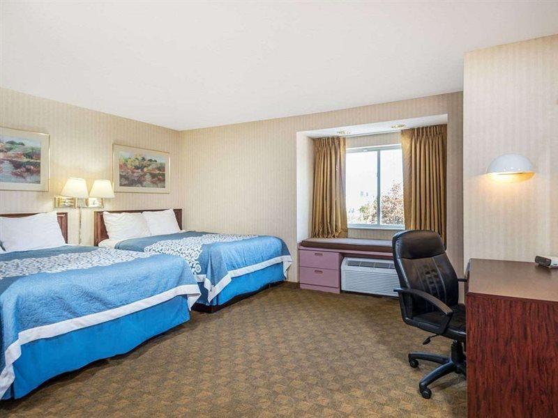 Hotel Baymont By Wyndham Boardman Extérieur photo